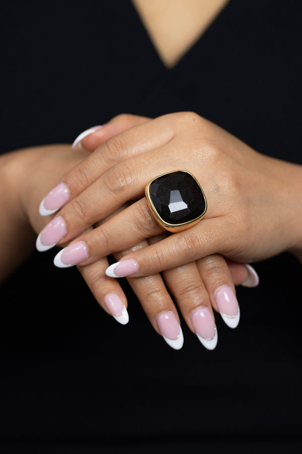 Pomellato Victoria Black Jet Amulet Fashion Ring in Rose Gold