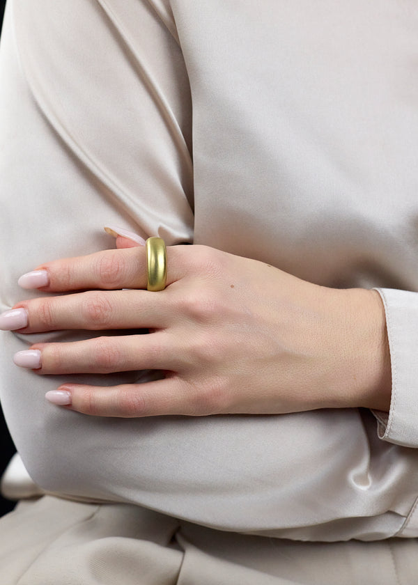 26.28 Gram Solid Dome Men's Ring in 18k Yellow Gold