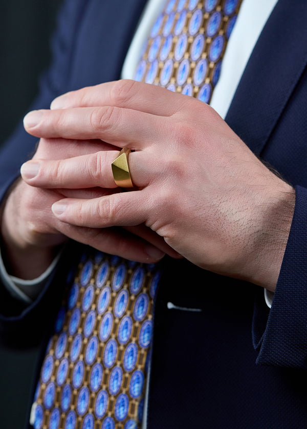 17.93 Gram Tri-Cut Men's Ring in 18k Yellow Gold
