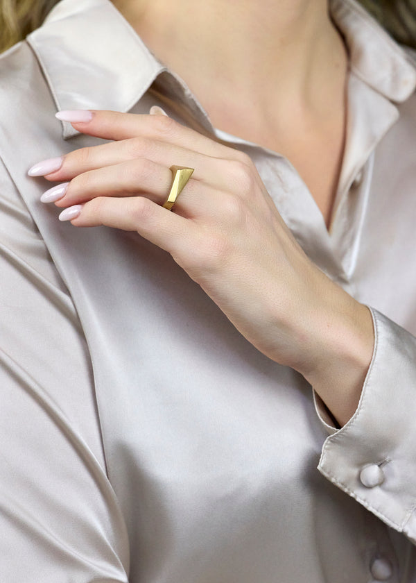 17.93 Gram Tri-Cut Men's Ring in 18k Yellow Gold