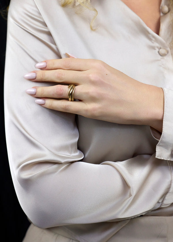 12.48 Gram Double Swirl Ring in Yellow Gold