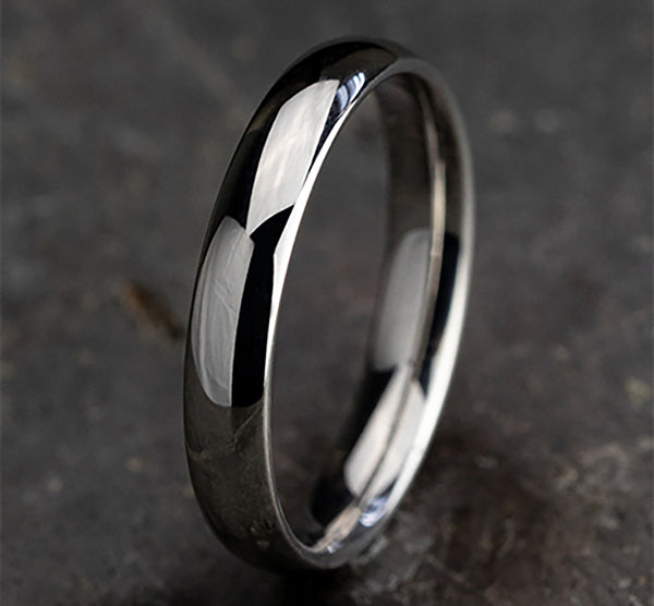 4mm Width Classic Comfort Fit Wedding Band in Platinum