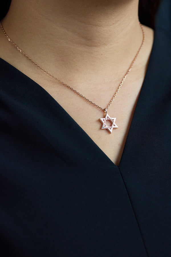 Star of David Pendant Necklace in Rose Gold