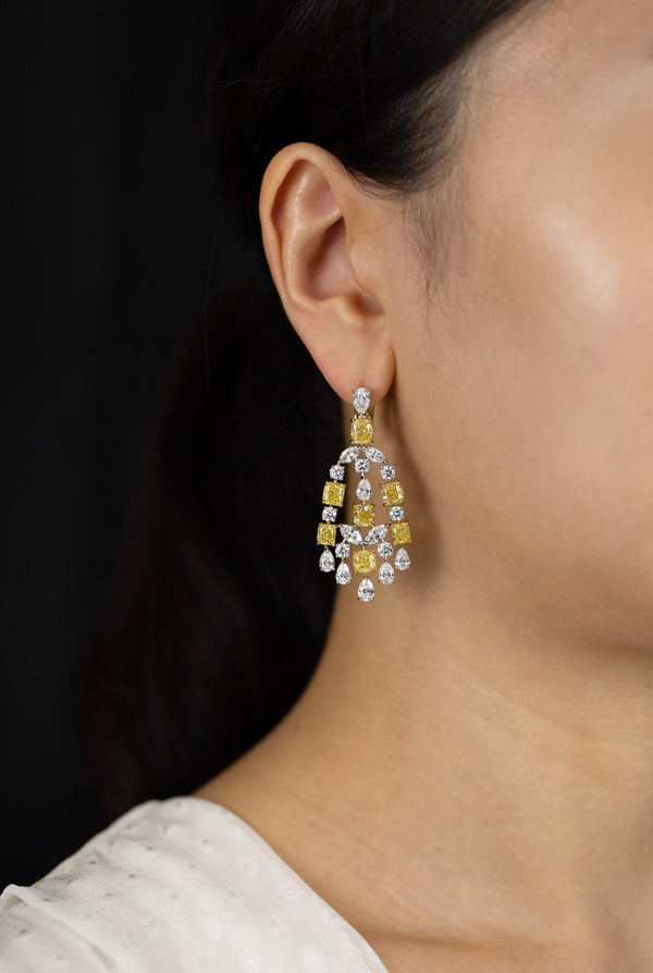 16.56 Carats Total Mixed-Cut Fancy Yellow & White Diamond Chandelier Drop Earrings in Platinum & Yellow Gold