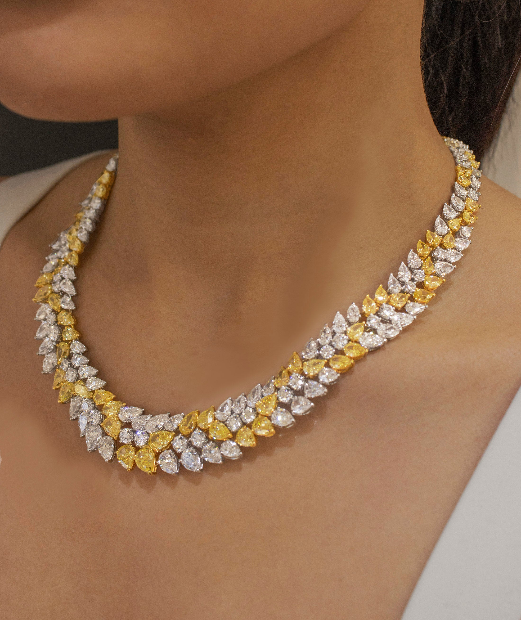 GIA Certified 79.50 Carats Total Mixed-Cut Yellow & White Diamond Necklace in Yellow Gold & Platinum