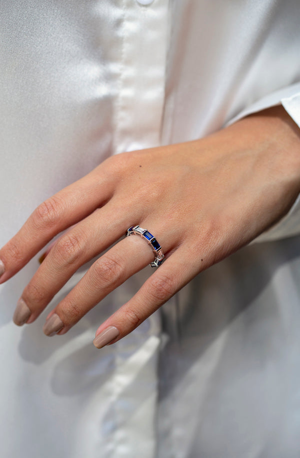 4.43 Carat Total Blue Sapphire and Emerald Cut Diamond Wedding Band in Platinum